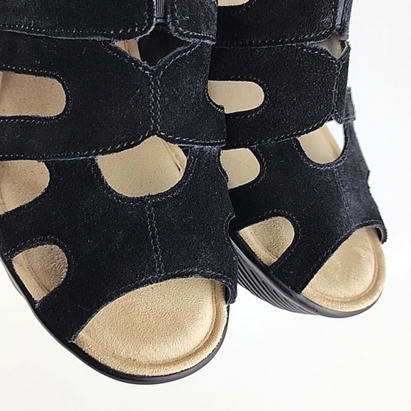 Skechers Women's Black Suede Wedge Platform Parallel Stylin Cutout Sandal Size 6 - Picture 7 of 16